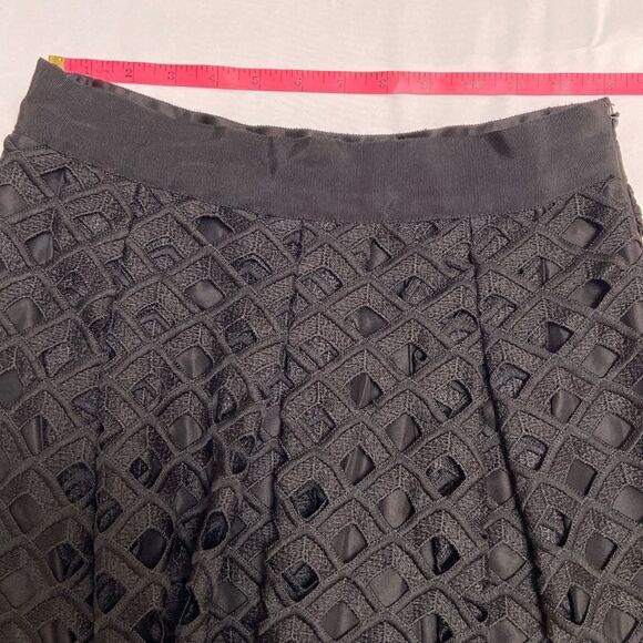 White House Black Market A-Line Lattice Skirt - Picture 5 of 8